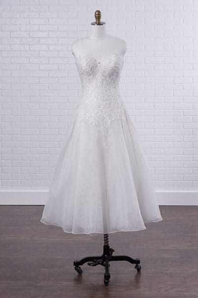 Trends: Tea Length Wedding Dresses