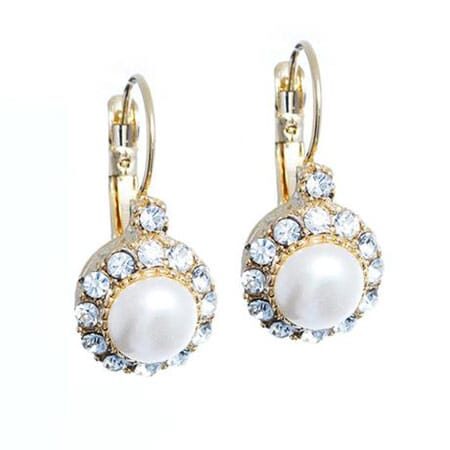 Vintage Lou Lou gold pearl centre earrings