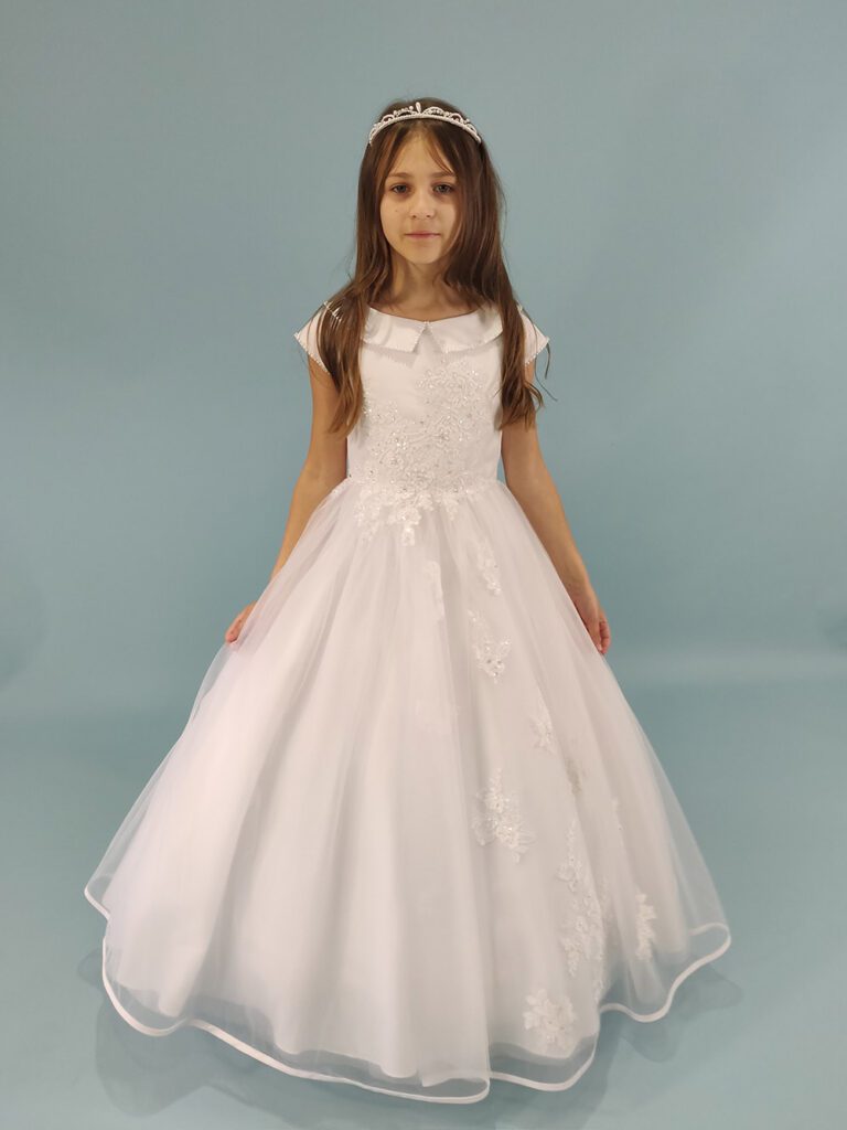 Aria communion dress