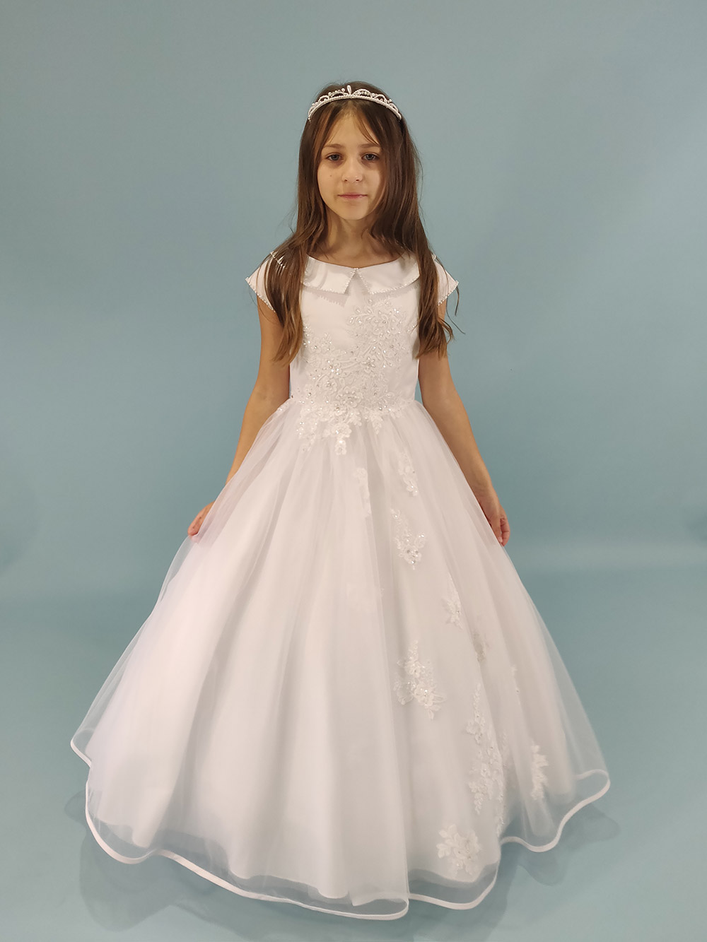 Aria communion dress