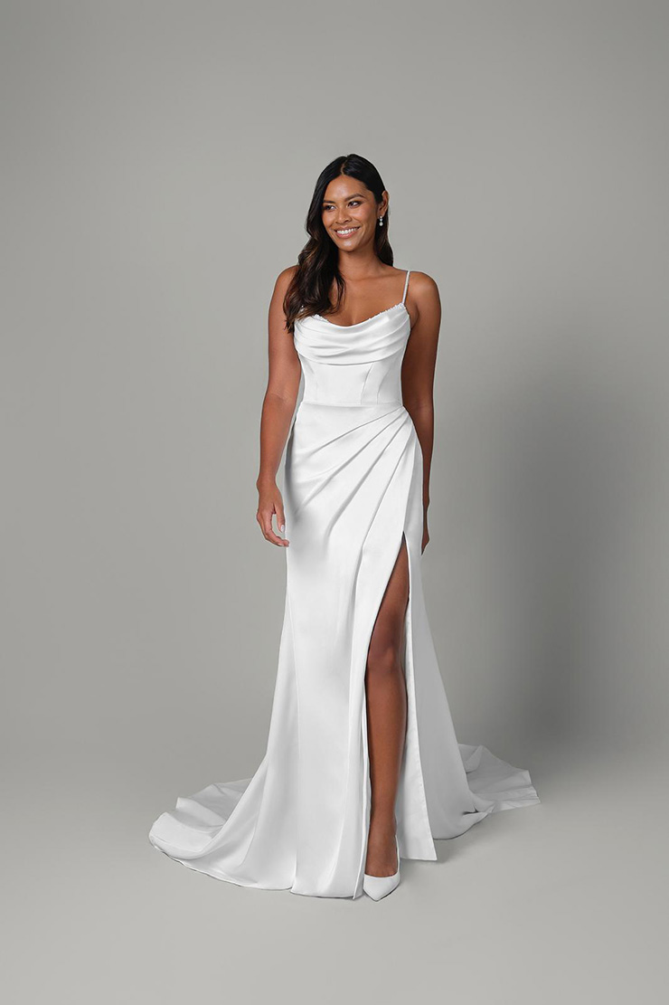 Shannon wedding dress by Justin Alexander