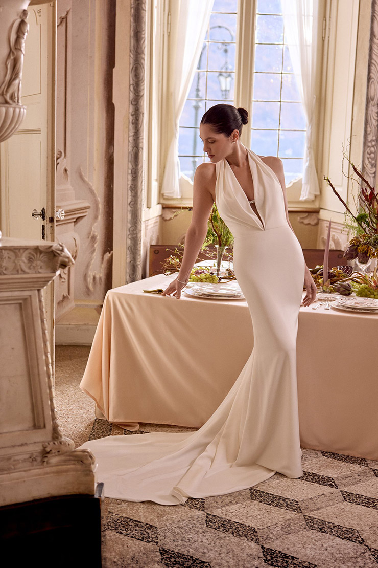 Lexi wedding dress by Justin Alexander