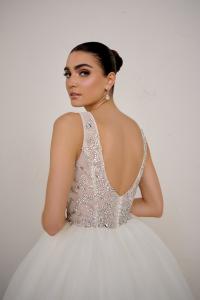 Marquise wedding dress by Justin Alexander