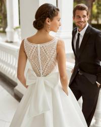 Adriana Alier Soraya wedding dress