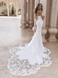 Veda wedding dress by Enzoani