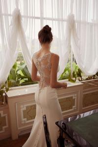 Iryna wedding dress by Justin Alexander