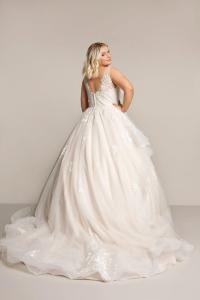 Amelia - White Rose
