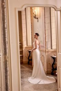 Leti wedding dress by Justin Alexander