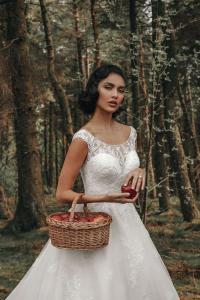 Snow White bridal dress by Disney