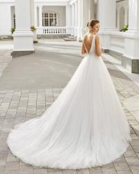 Adriana Alier Selma wedding dress
