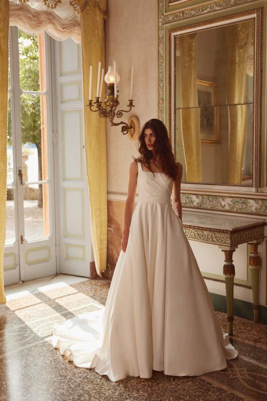 Iva wedding dress by Justin Alexander