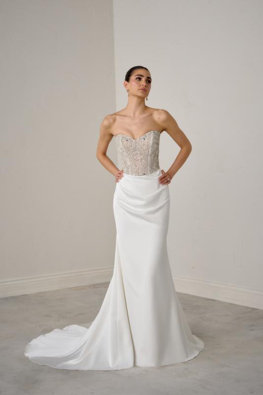 Gildara wedding dress by Justin Alexander